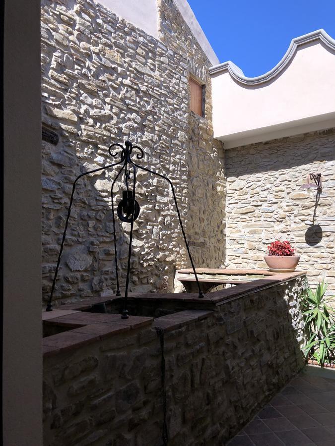 Pozzo Medievale Prignano Cilento Exterior photo